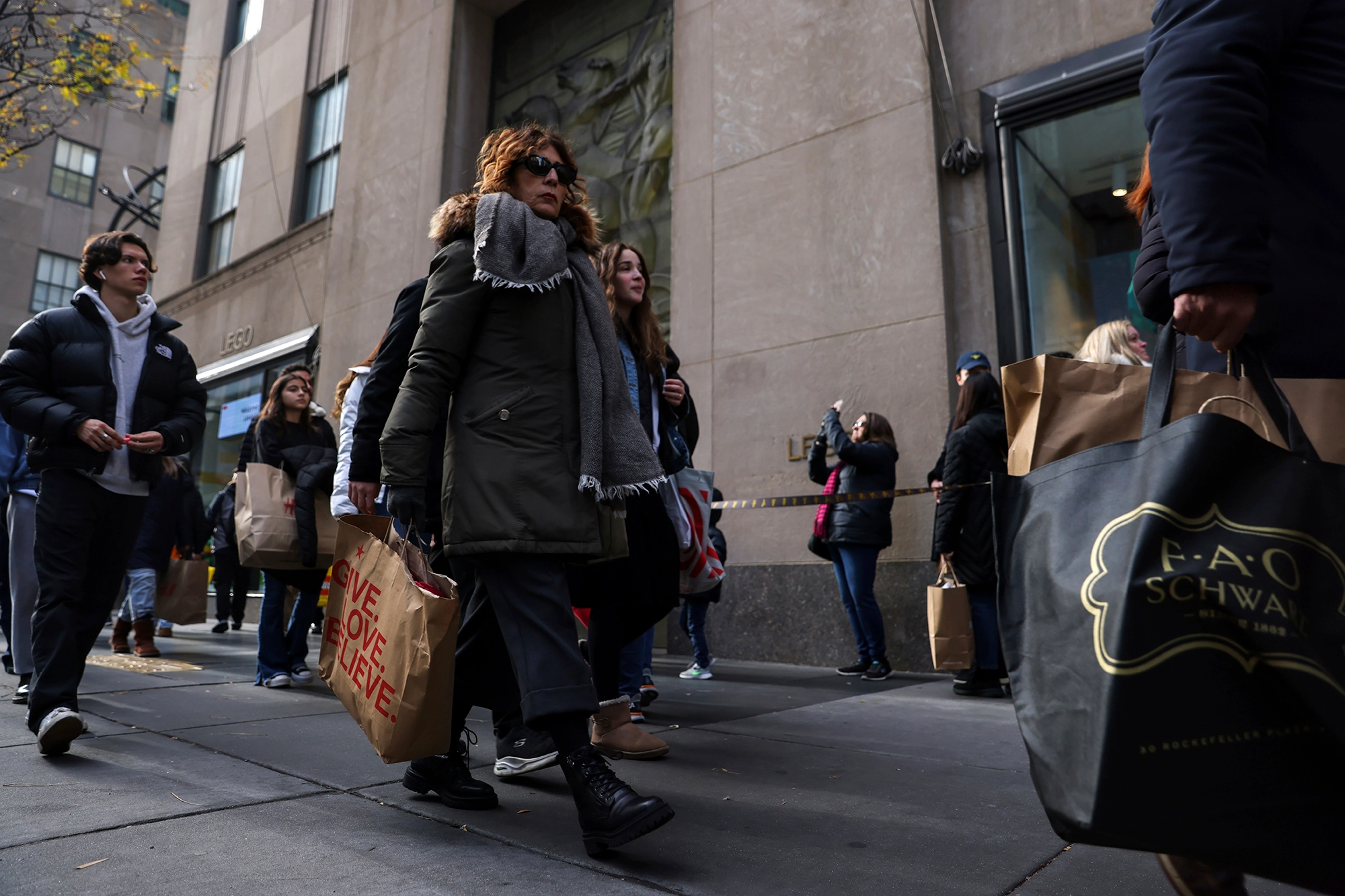 Retail Sales Fall 0.6% in November