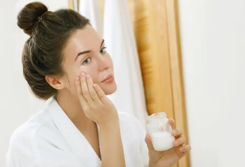 Winter Skin Savior: Top 10 Home Remedies for Moisturizing