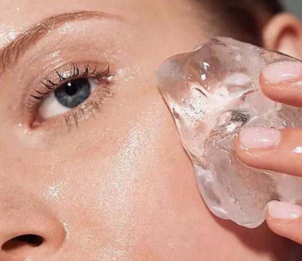 Unlock the Power of Ice Cubes: Beauty Tips for a Youthful Appearance